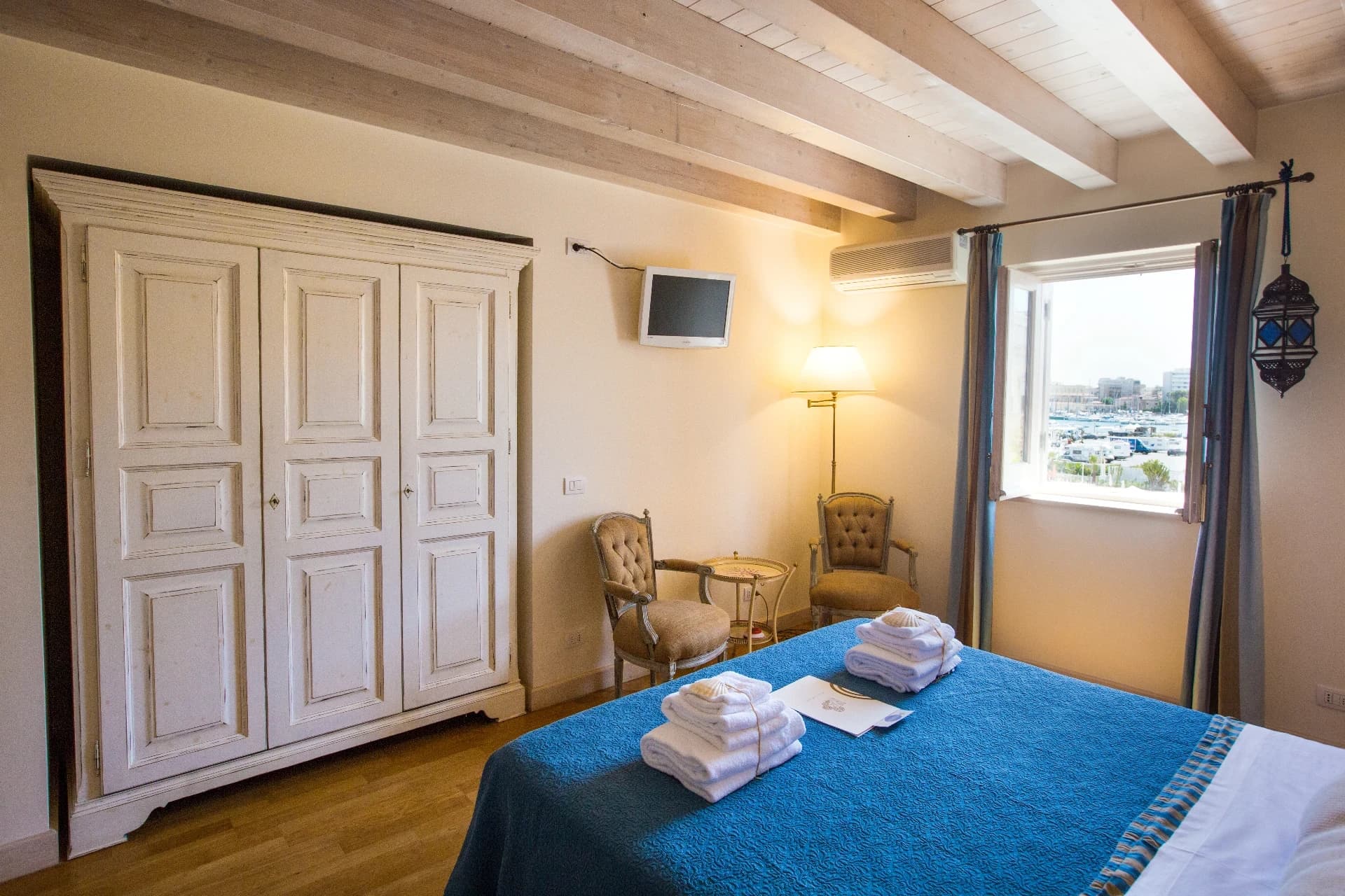 Standardzimmer mit Meerblick — 1