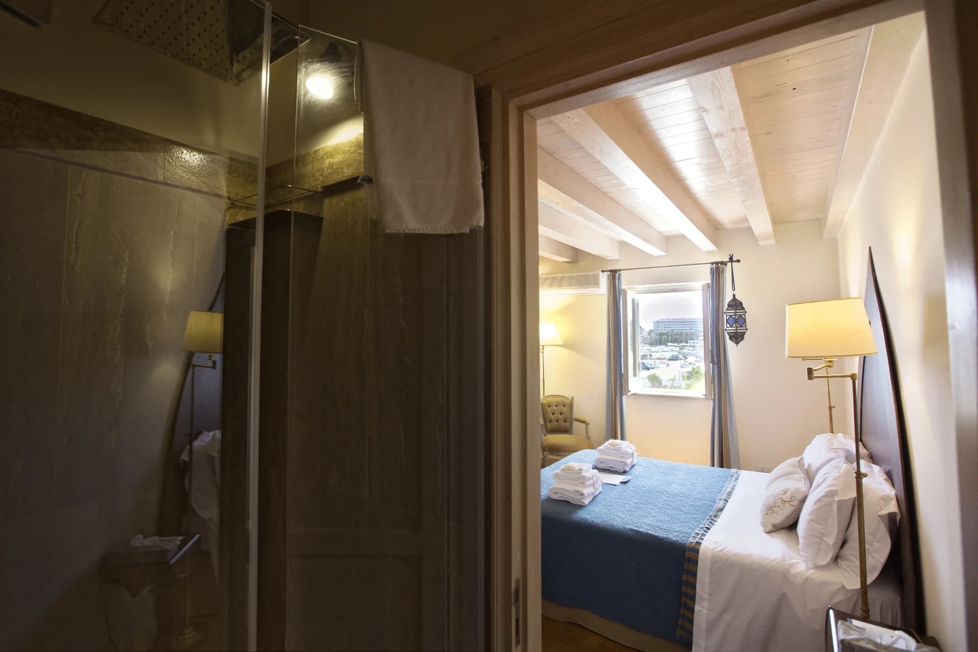 Standardzimmer mit Meerblick — 4