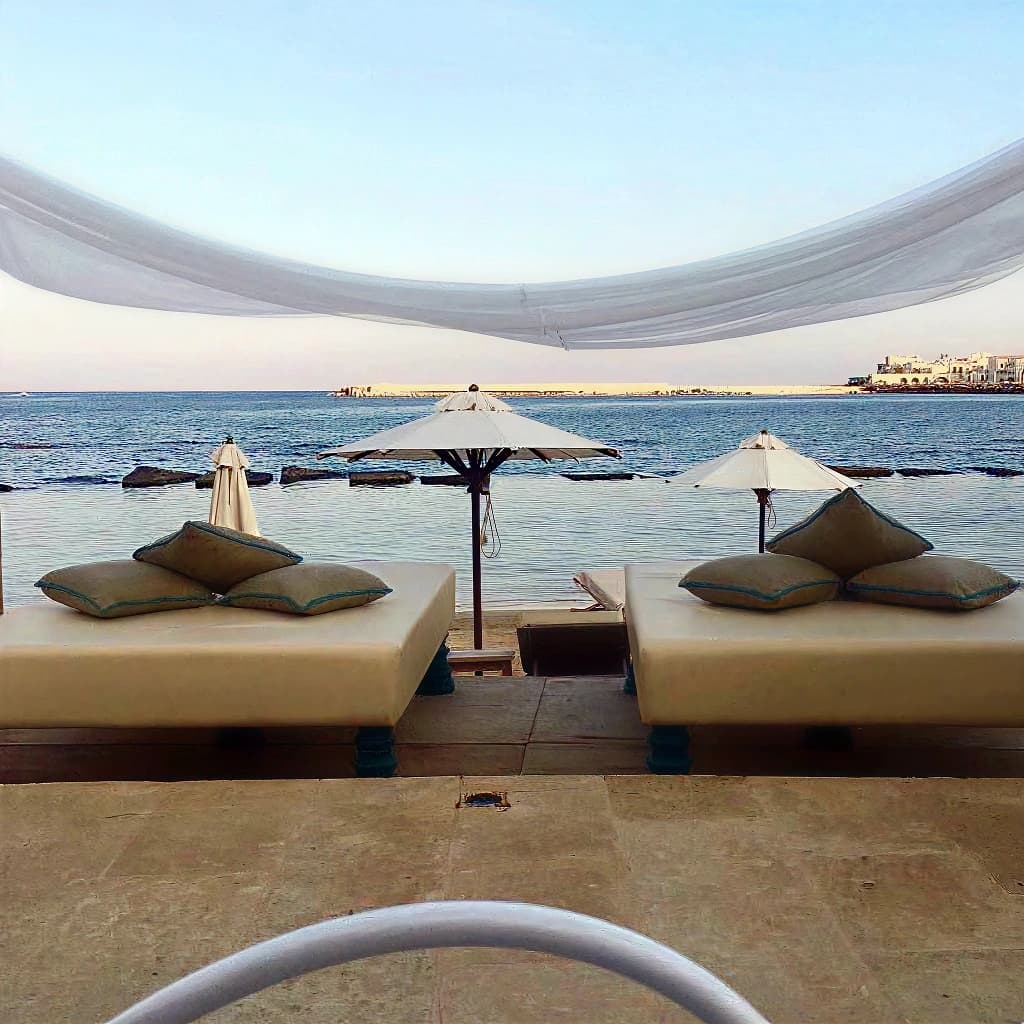 Das Restaurant des Musciara Resort mit Blick auf das Mittelmeer