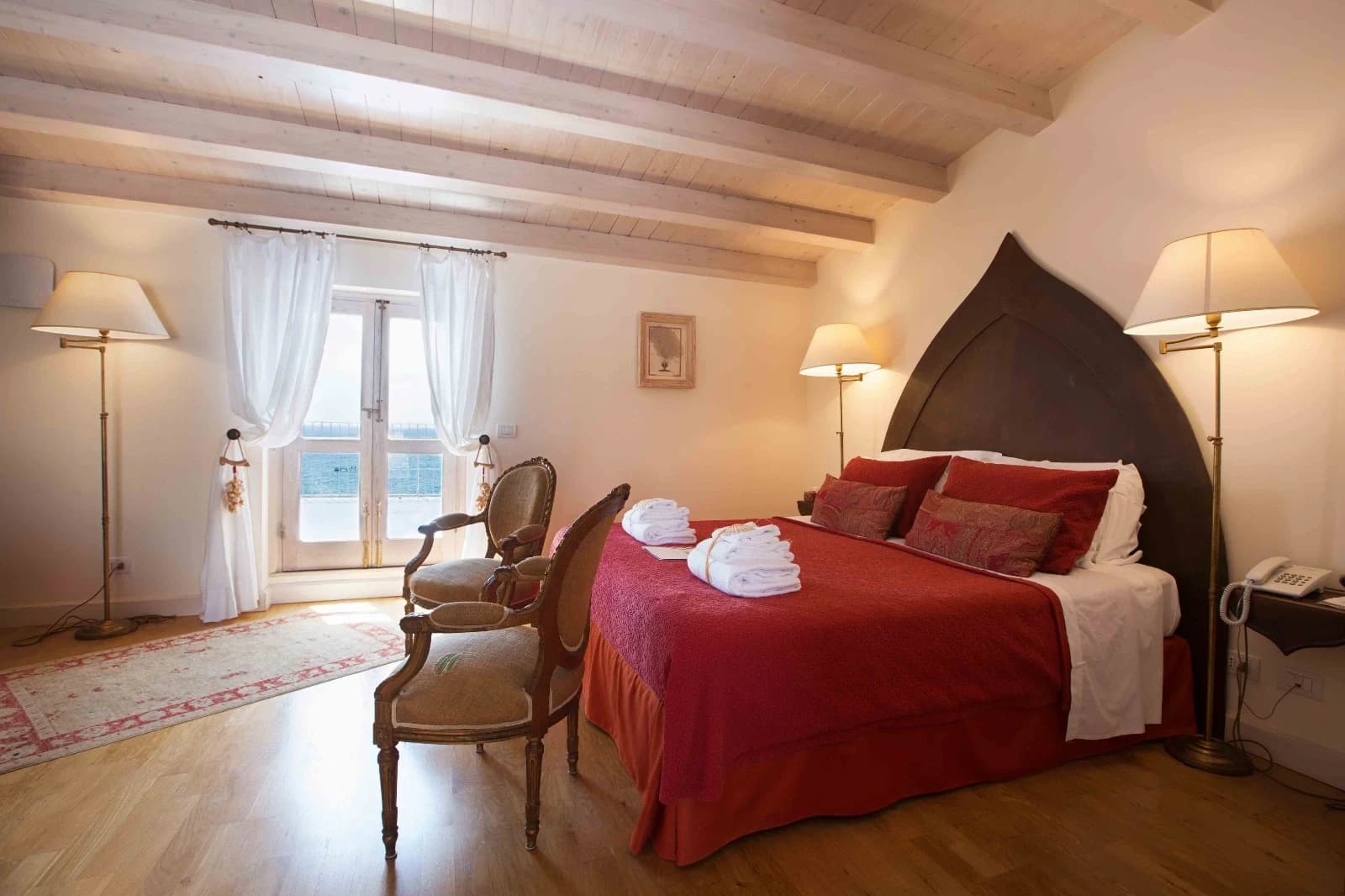 Suite Coral Room — 16